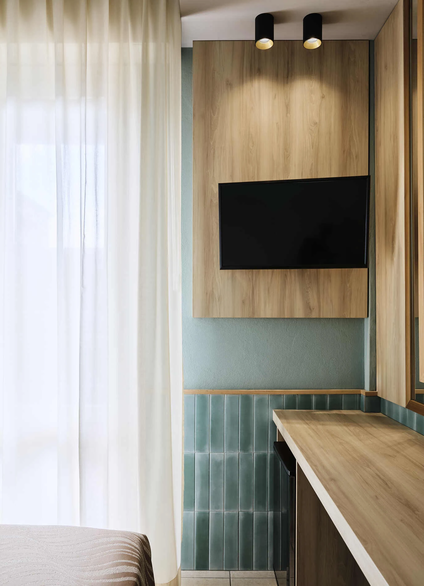 Custom-made furnishings for hotel rooms