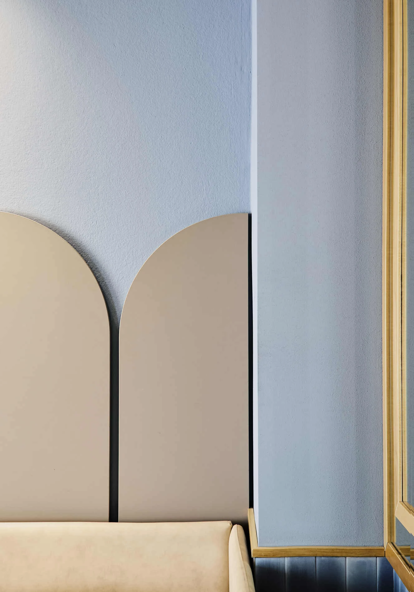 Custom-made furnishings for hotel rooms