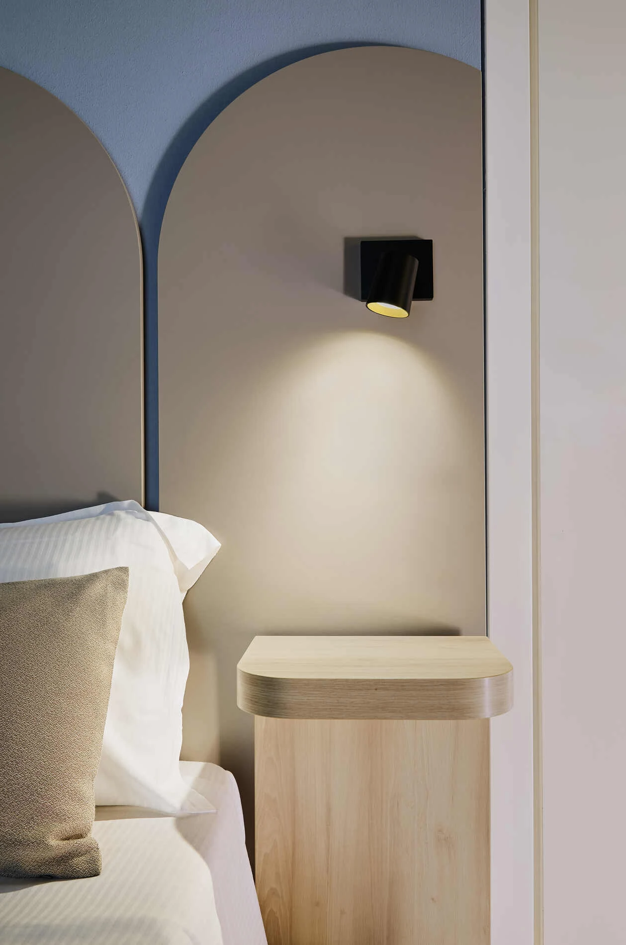 Custom-made furnishings for hotel rooms